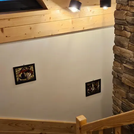 Na Uboczu בקתה *