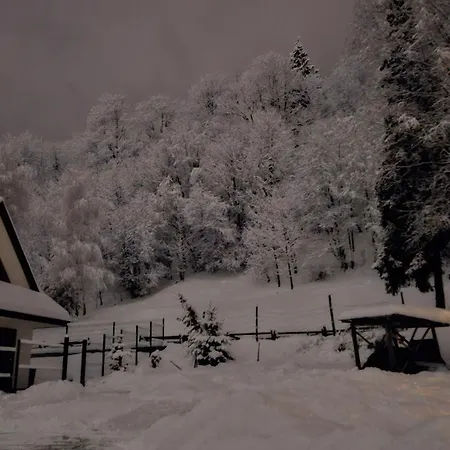 Na Uboczu בקתה *